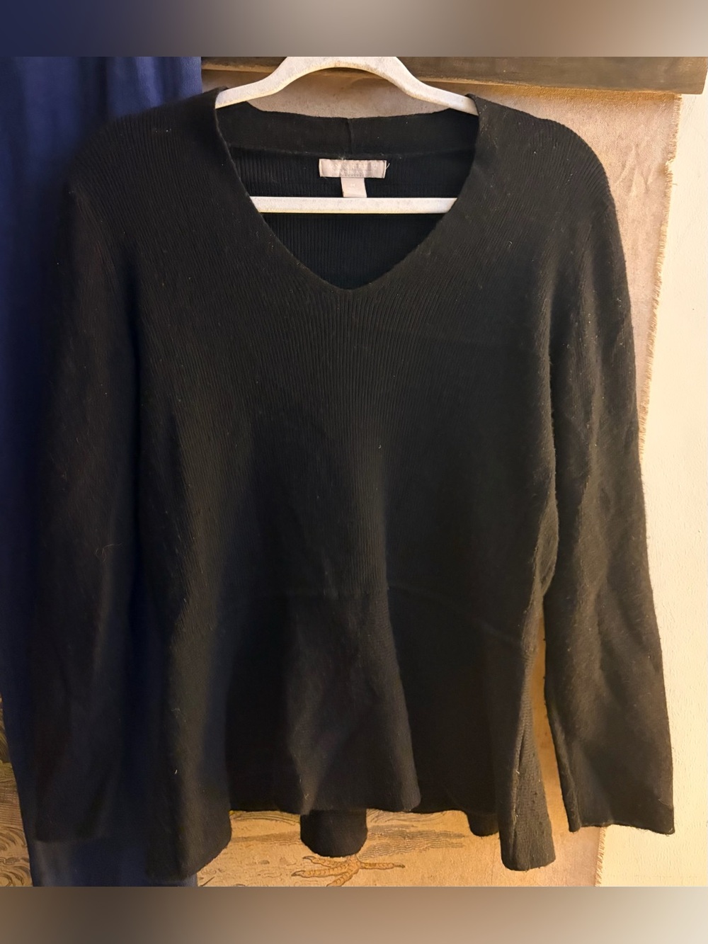 * Banana Republic Black Peplum Bottom Sweater SZ Medium *